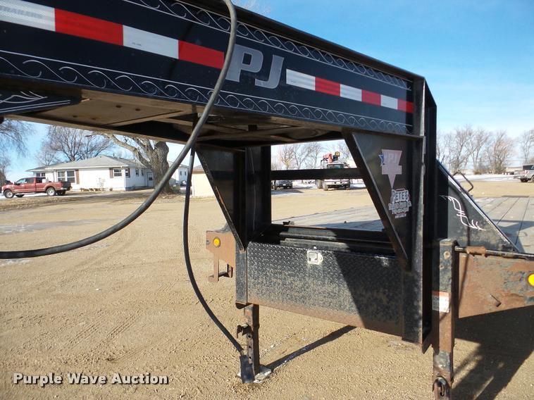 image for item DA7328 2012 PJ equipment trailer