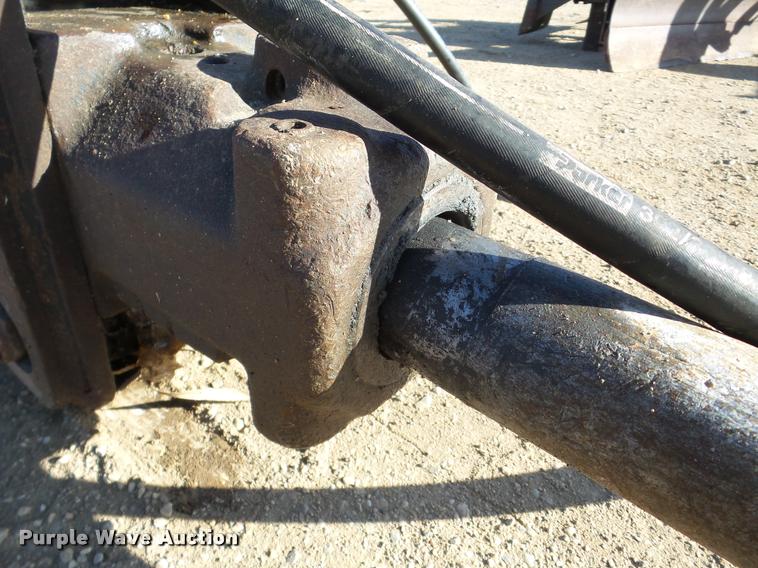 image for item DA7330 John Deere HB50 skid steer hammer