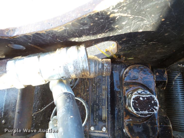 image for item DA7330 John Deere HB50 skid steer hammer