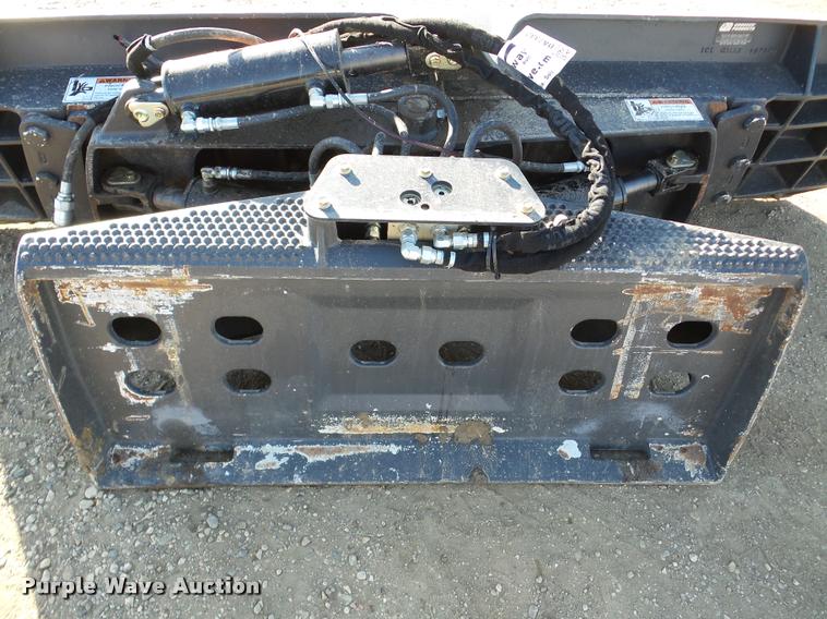 image for item DA7332 Grouser 1300 skid steer blade