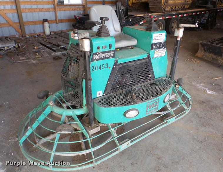 image for item DA7333 2011 Whiteman HHXG5 power trowel