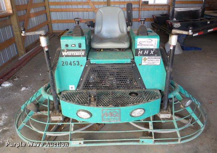 image for item DA7333 2011 Whiteman HHXG5 power trowel