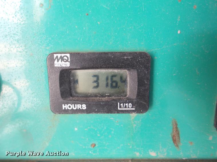 image for item DA7333 2011 Whiteman HHXG5 power trowel