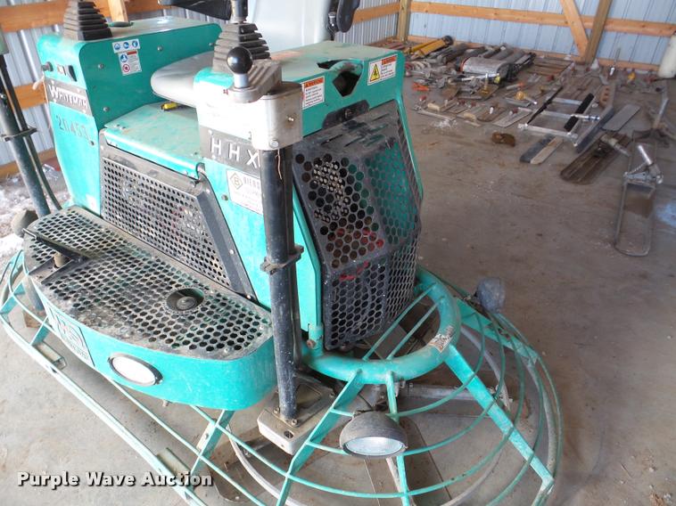 image for item DA7333 2011 Whiteman HHXG5 power trowel