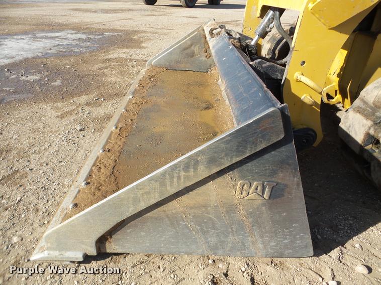 image for item DA7334 2014 Caterpillar 259D skid steer