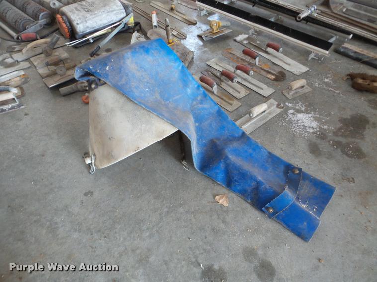 image for item DA7335 Concrete finishing tools