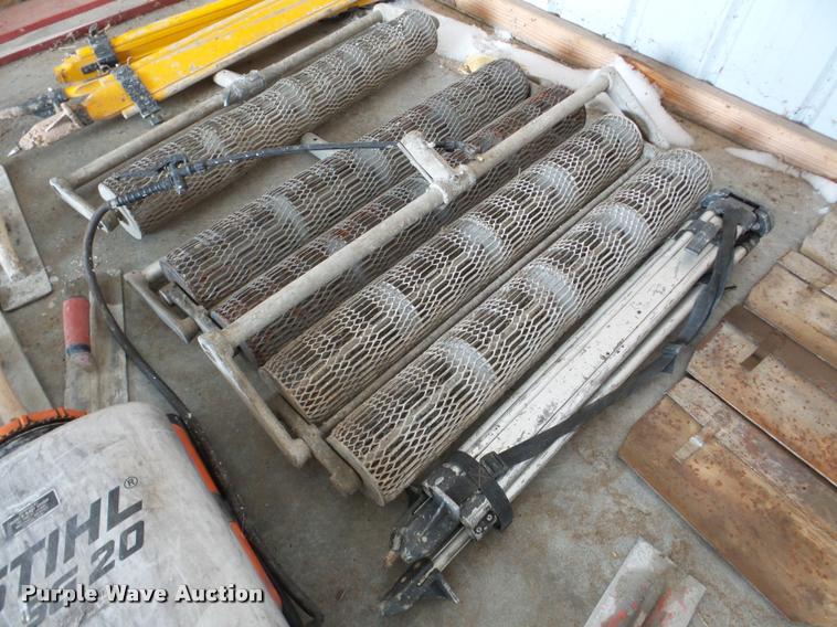 image for item DA7335 Concrete finishing tools