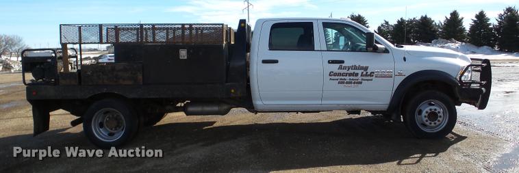image for item DA7338 2014 Dodge Ram 5500HD flatbed truck