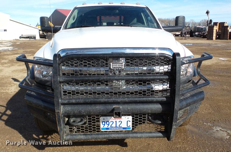 image for item DA7338 2014 Dodge Ram 5500HD flatbed truck