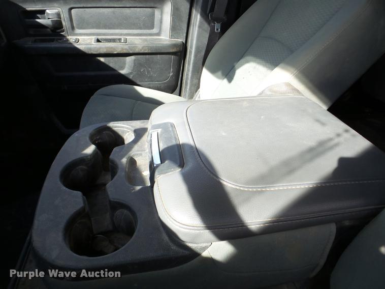 image for item DA7338 2014 Dodge Ram 5500HD flatbed truck