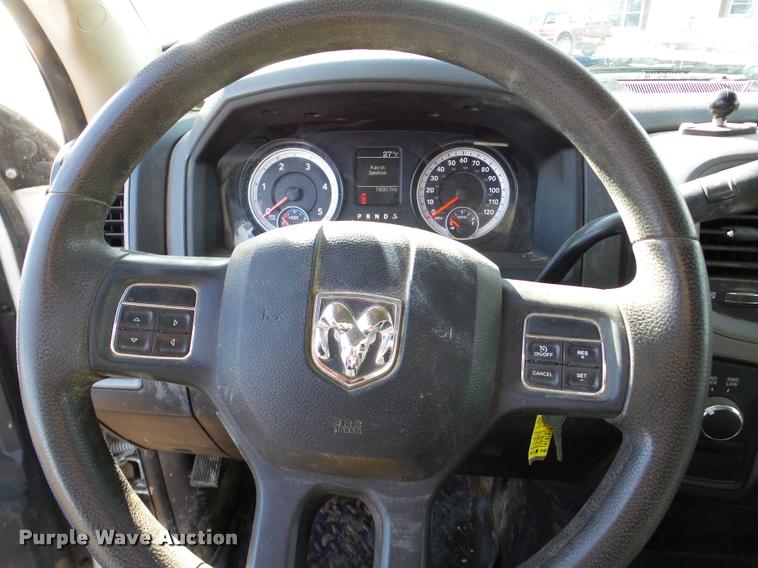 image for item DA7338 2014 Dodge Ram 5500HD flatbed truck