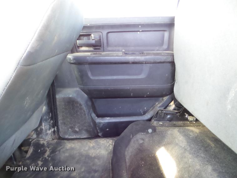 image for item DA7338 2014 Dodge Ram 5500HD flatbed truck