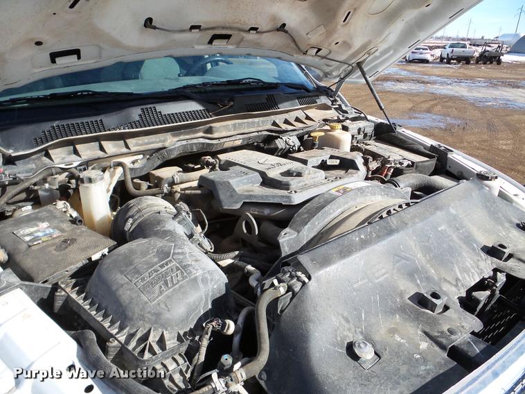 image for item DA7338 2014 Dodge Ram 5500HD flatbed truck