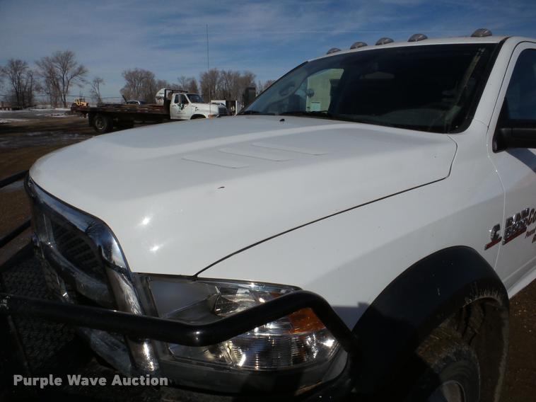 image for item DA7338 2014 Dodge Ram 5500HD flatbed truck