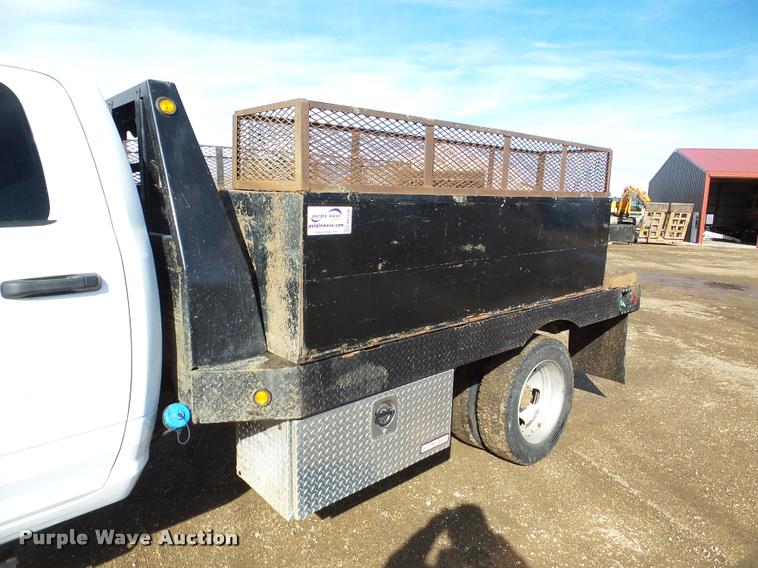 image for item DA7338 2014 Dodge Ram 5500HD flatbed truck