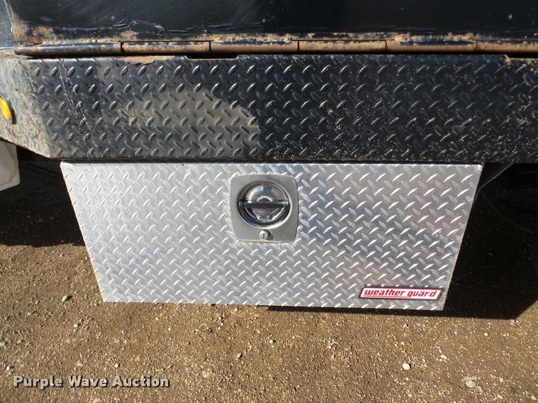 image for item DA7338 2014 Dodge Ram 5500HD flatbed truck