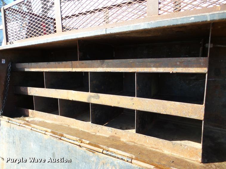 image for item DA7338 2014 Dodge Ram 5500HD flatbed truck