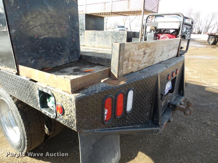 image for item DA7338 2014 Dodge Ram 5500HD flatbed truck