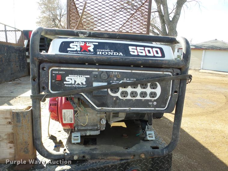 image for item DA7338 2014 Dodge Ram 5500HD flatbed truck