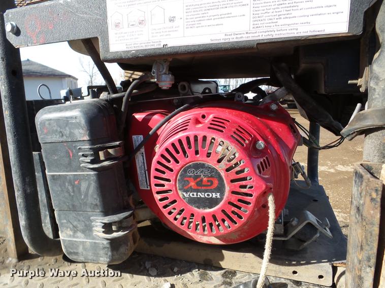 image for item DA7338 2014 Dodge Ram 5500HD flatbed truck