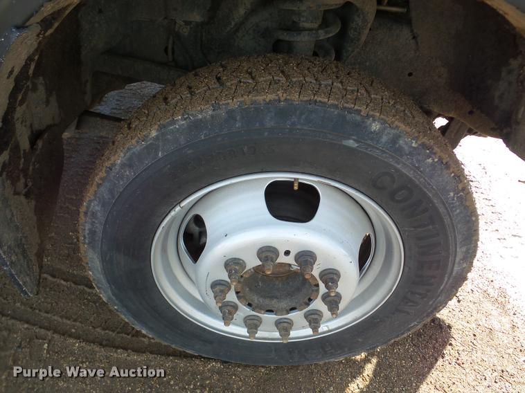 image for item DA7338 2014 Dodge Ram 5500HD flatbed truck