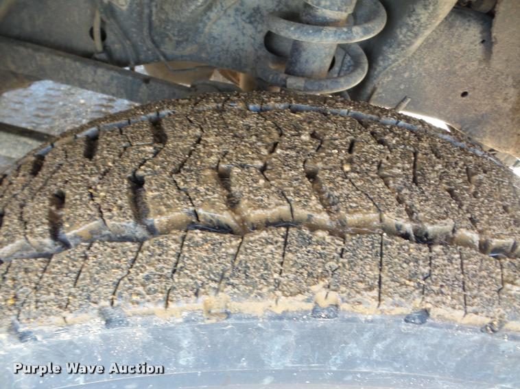 image for item DA7338 2014 Dodge Ram 5500HD flatbed truck