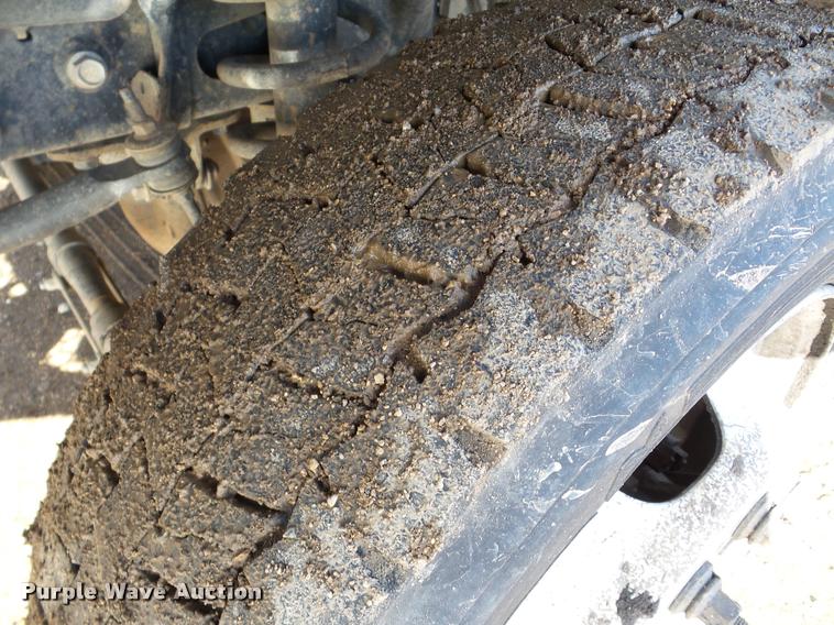 image for item DA7338 2014 Dodge Ram 5500HD flatbed truck