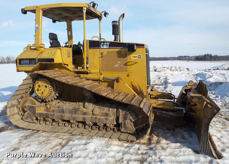 image for item DA7352 1999 Caterpillar D5M LGP dozer