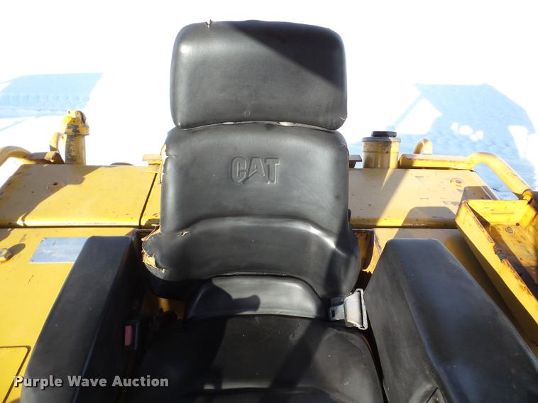 image for item DA7352 1999 Caterpillar D5M LGP dozer