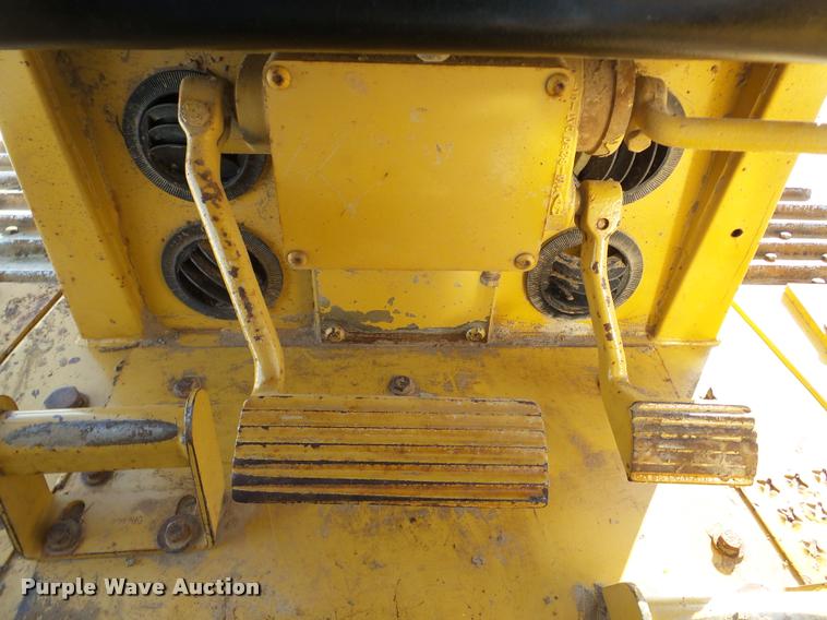 image for item DA7352 1999 Caterpillar D5M LGP dozer