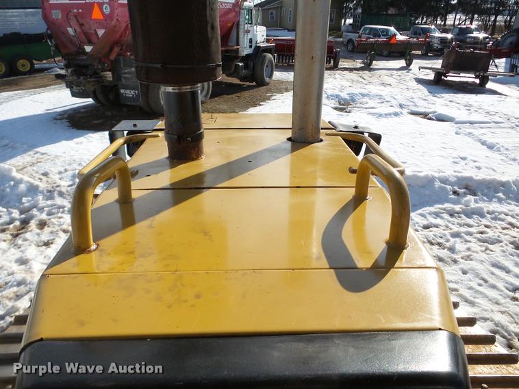image for item DA7352 1999 Caterpillar D5M LGP dozer