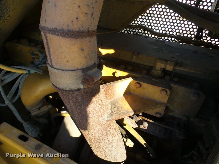 image for item DA7352 1999 Caterpillar D5M LGP dozer