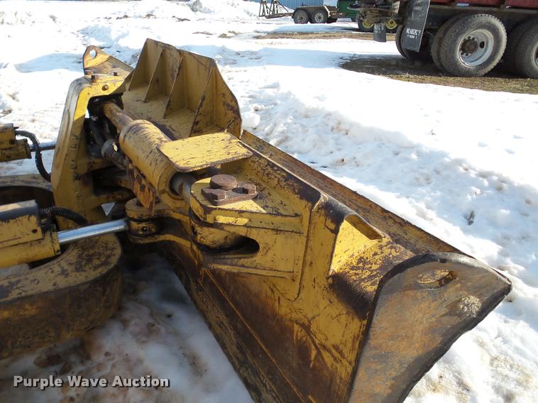 image for item DA7352 1999 Caterpillar D5M LGP dozer