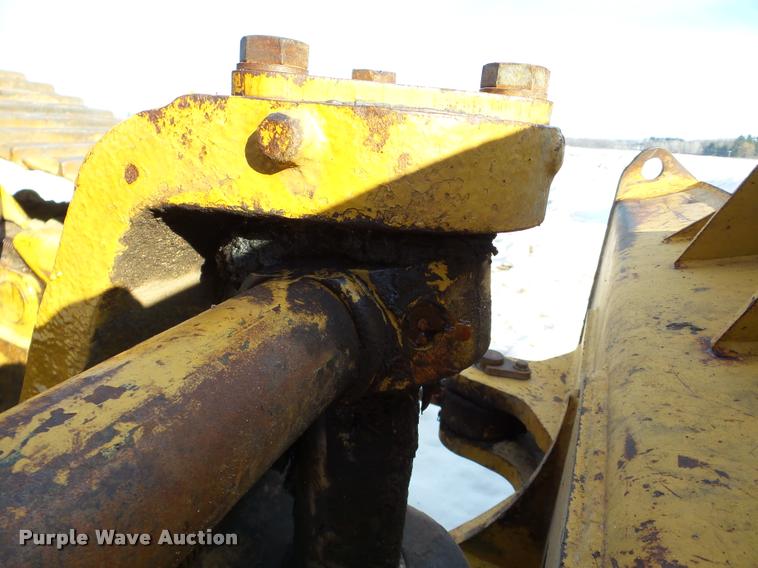 image for item DA7352 1999 Caterpillar D5M LGP dozer