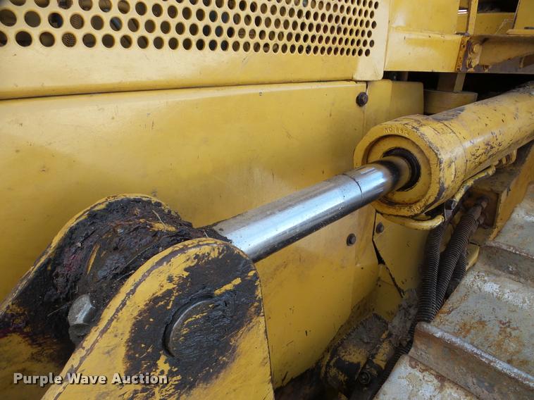 image for item DA7352 1999 Caterpillar D5M LGP dozer