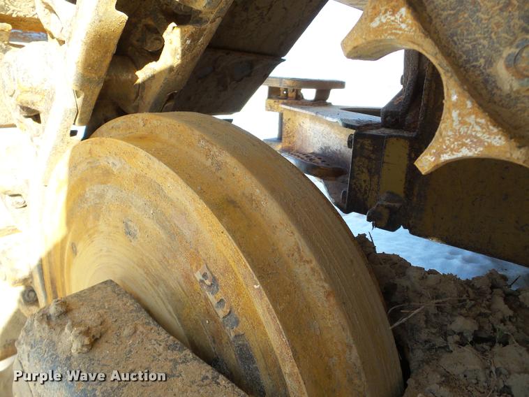 image for item DA7352 1999 Caterpillar D5M LGP dozer