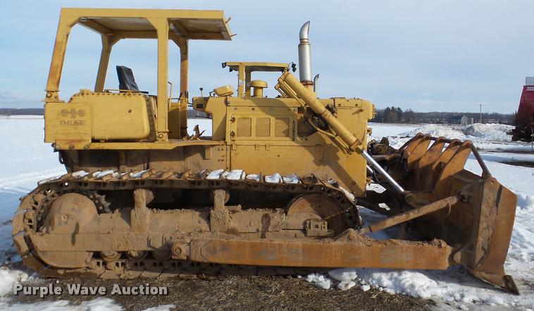 image for item DA7353 1980 Komatsu D65E dozer