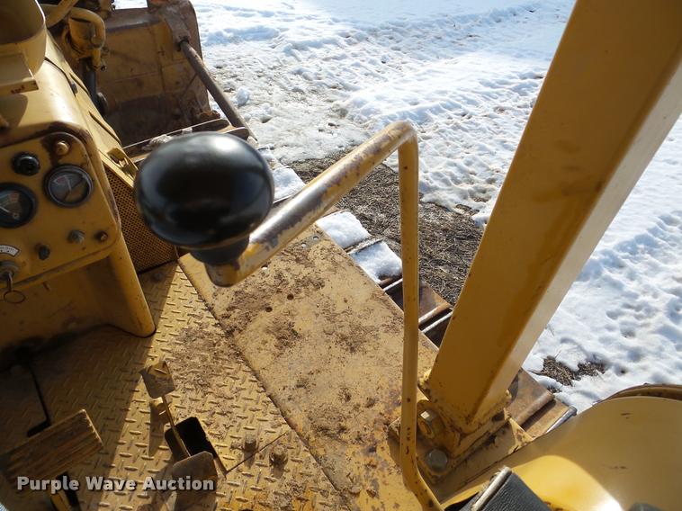 image for item DA7353 1980 Komatsu D65E dozer