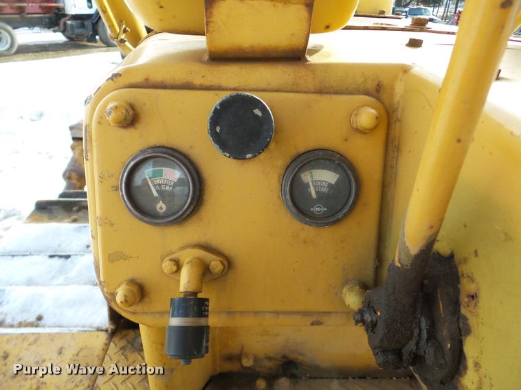 image for item DA7353 1980 Komatsu D65E dozer