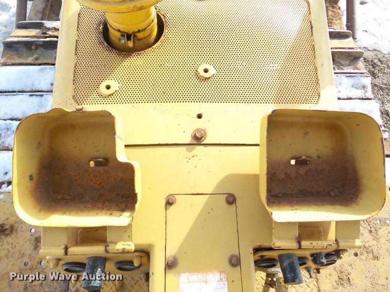 image for item DA7353 1980 Komatsu D65E dozer