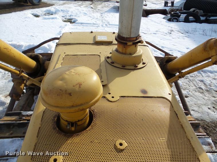 image for item DA7353 1980 Komatsu D65E dozer