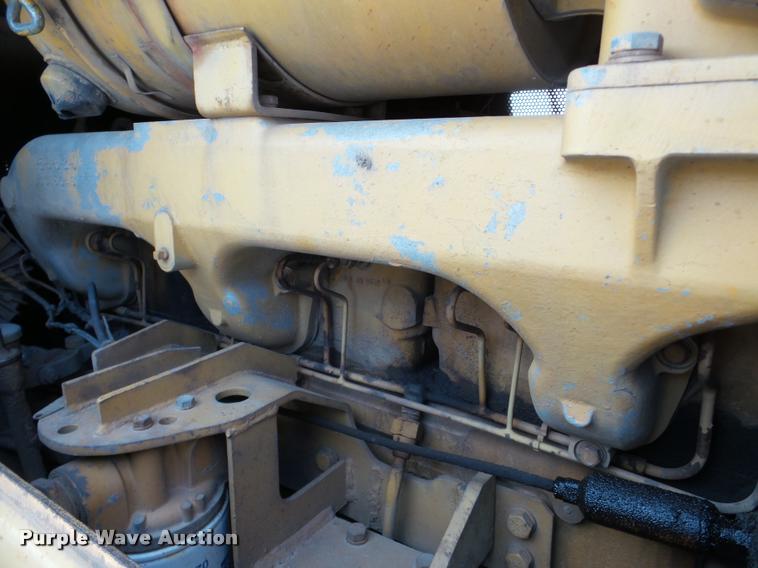 image for item DA7353 1980 Komatsu D65E dozer