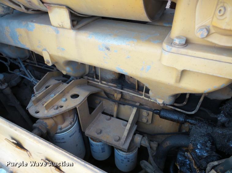 image for item DA7353 1980 Komatsu D65E dozer