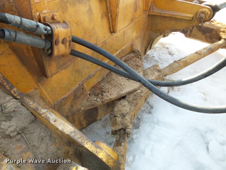 image for item DA7353 1980 Komatsu D65E dozer