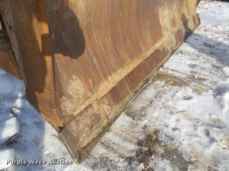 image for item DA7353 1980 Komatsu D65E dozer