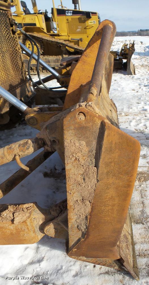 image for item DA7353 1980 Komatsu D65E dozer