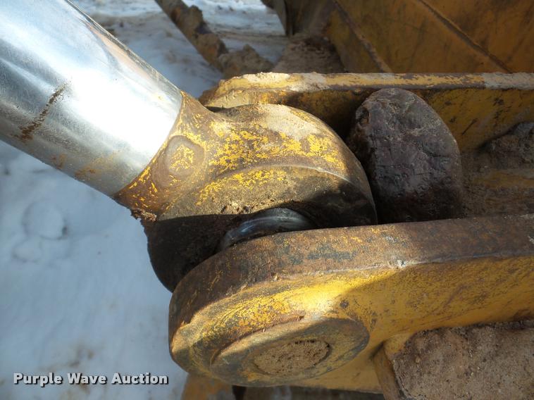 image for item DA7353 1980 Komatsu D65E dozer