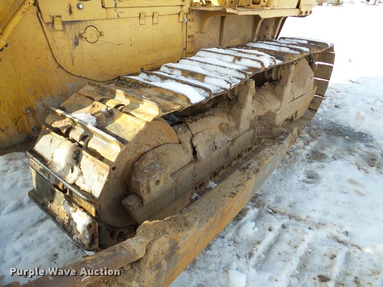 image for item DA7353 1980 Komatsu D65E dozer