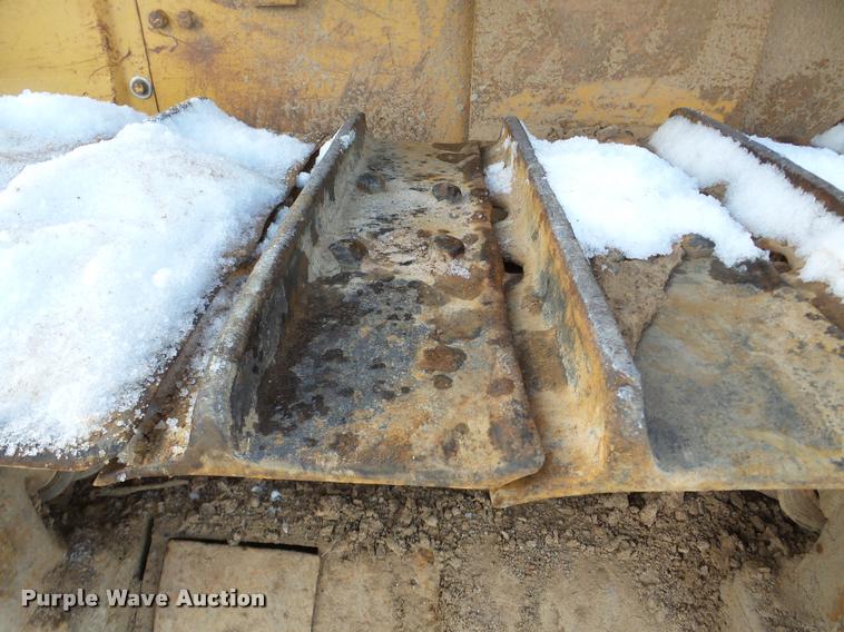 image for item DA7353 1980 Komatsu D65E dozer