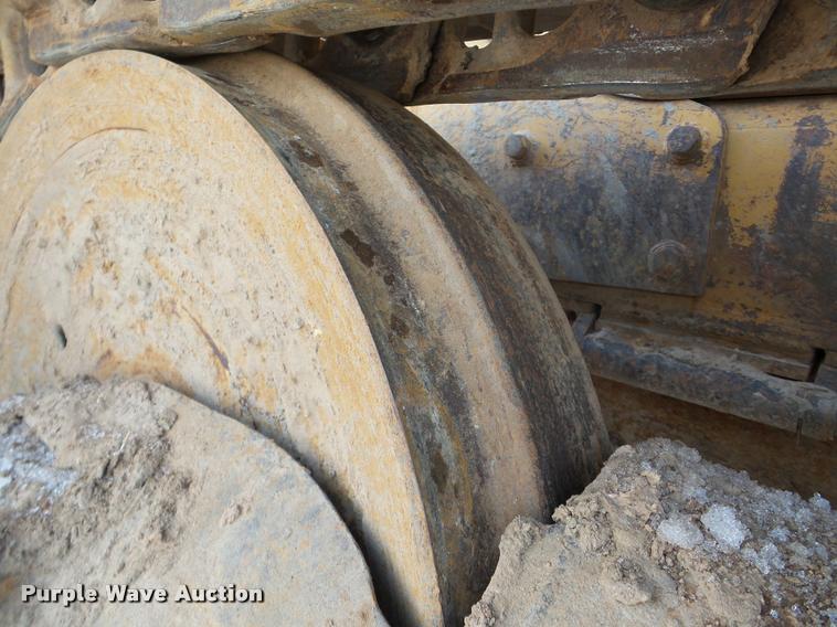 image for item DA7353 1980 Komatsu D65E dozer